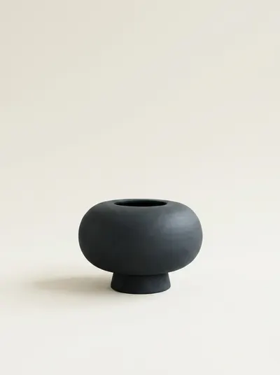 Kabin Vase, Fat, Black