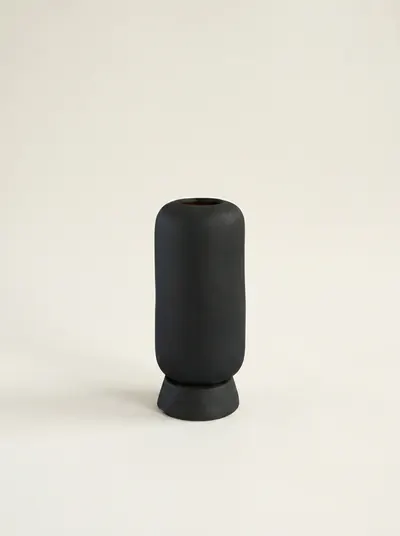 Kabin Vase, Small, black
